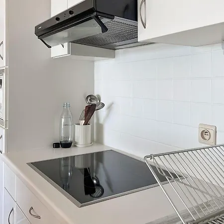 2 Bedroom Lovely In Apartamento *