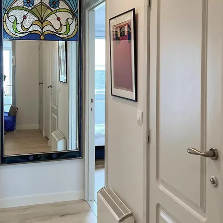 Apartamento 2 Bedroom Lovely In *