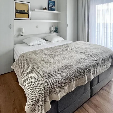 Daire 2 Bedroom Lovely In *