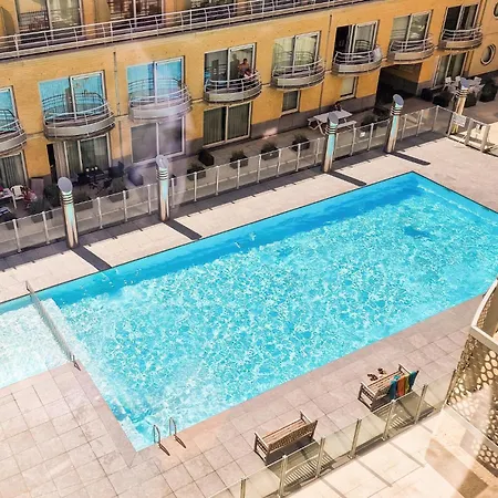 Daire 2 Bedroom Lovely In *