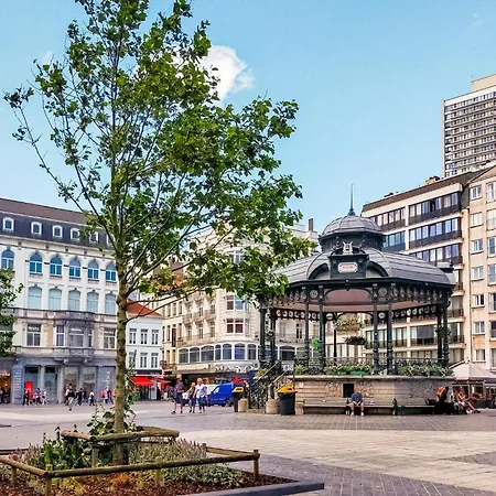 2 Bedroom Lovely In * Oostende